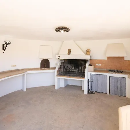 Willa Cuxach Paco By Sealand