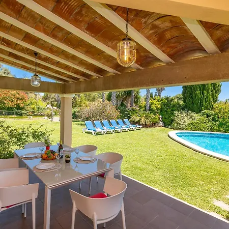 Cuxach Paco By Sealand * Pollença