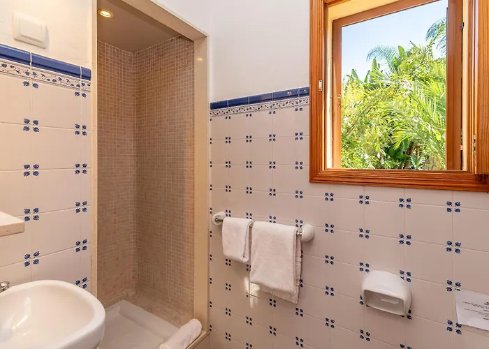 Cuxach Paco By Sealand