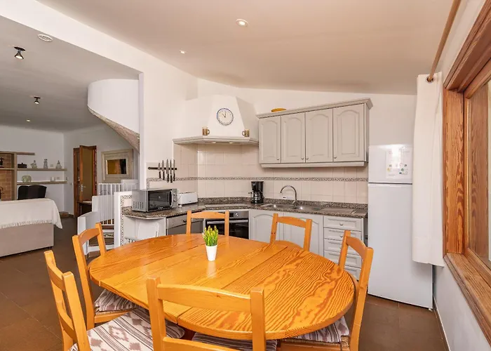 Cuxach Paco By Sealand