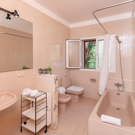 Cuxach Paco By Sealand Pollença